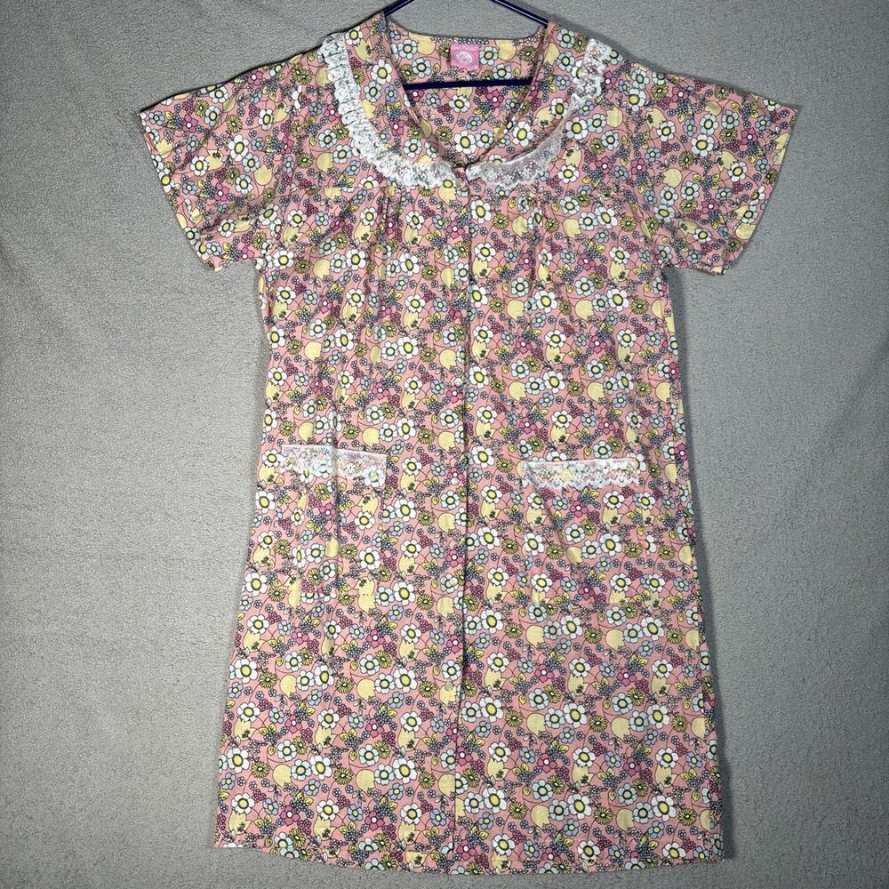 Carols Collection Mumu Housedress‎ M Pastel Pink Floral Lace Pearl Snaps Ditsy